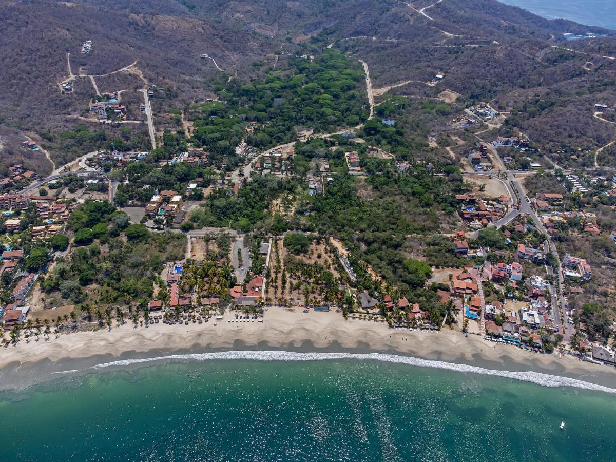Hotel Casa Victoria Zihuatanejo Exterior foto